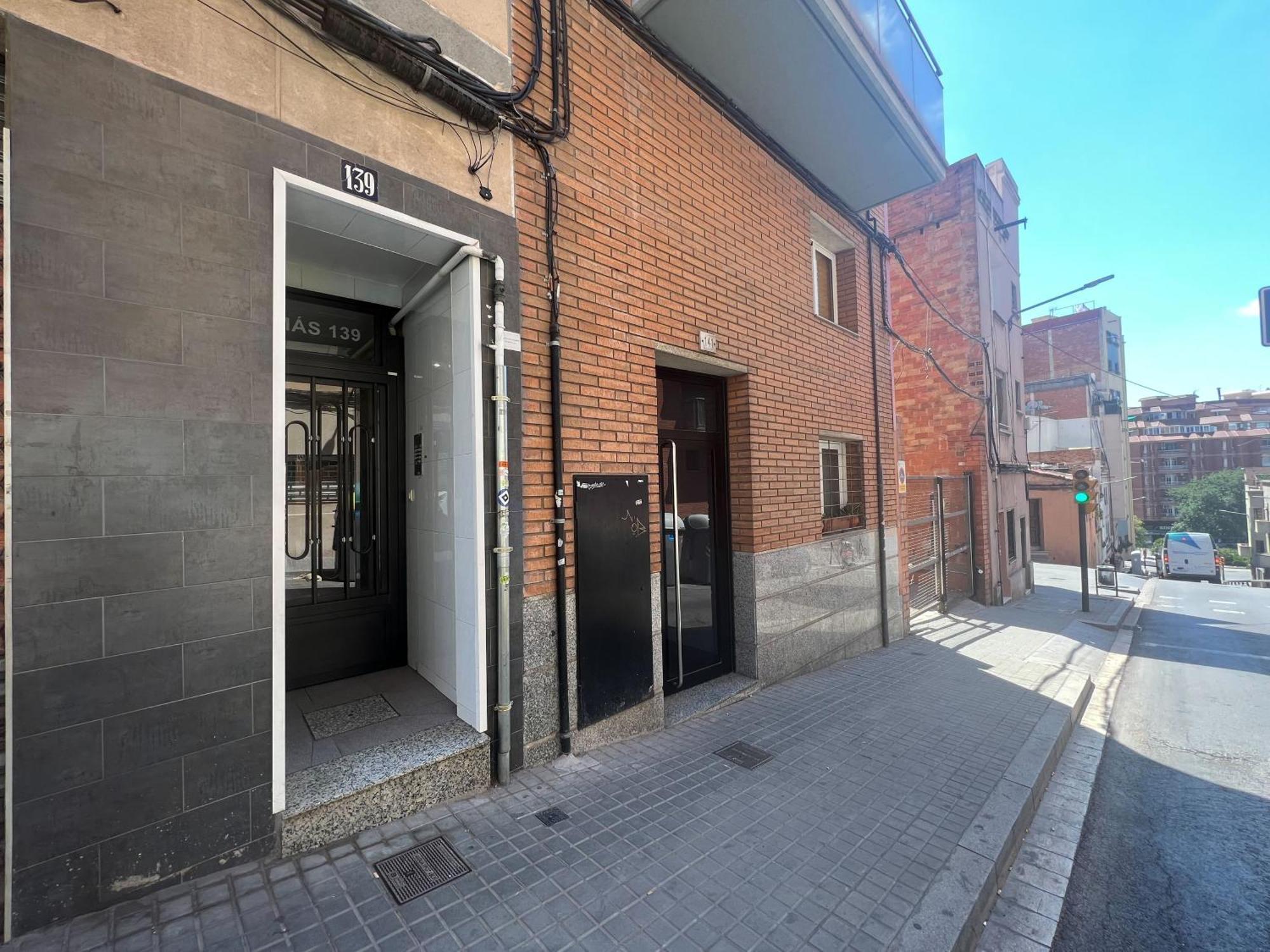 Torrassa Cozy Apartment By Olala Homes L'Hospitalet de Llobregat Exterior photo