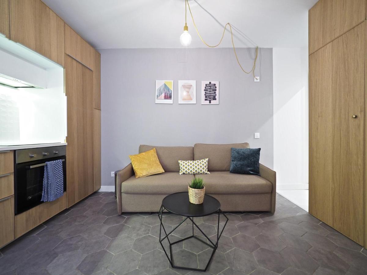 Torrassa Cozy Apartment By Olala Homes L'Hospitalet de Llobregat Exterior photo